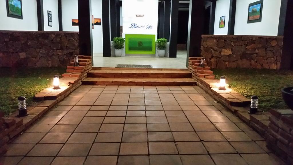 Diamond Lake Tourist Rest Anuradhapura Exterior foto